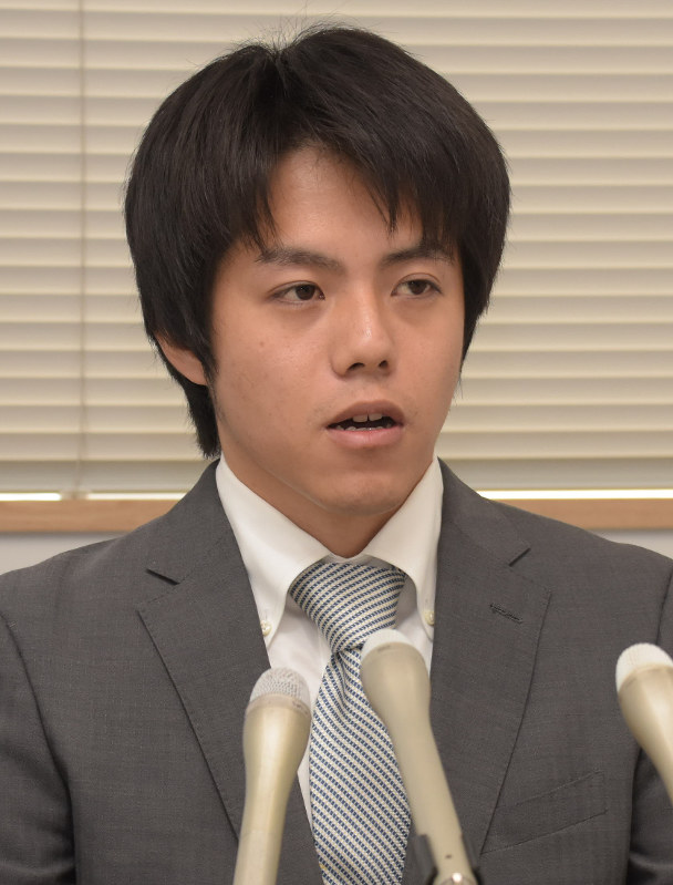 山崎翔一氏