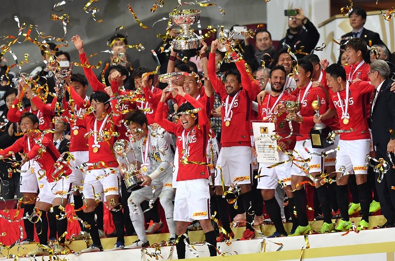 浦和レッズ　2018年天皇杯優勝記念ユニフォーム 天皇杯 JFA 第98回全日本サッカー選手権大会優勝記念グッズ発売