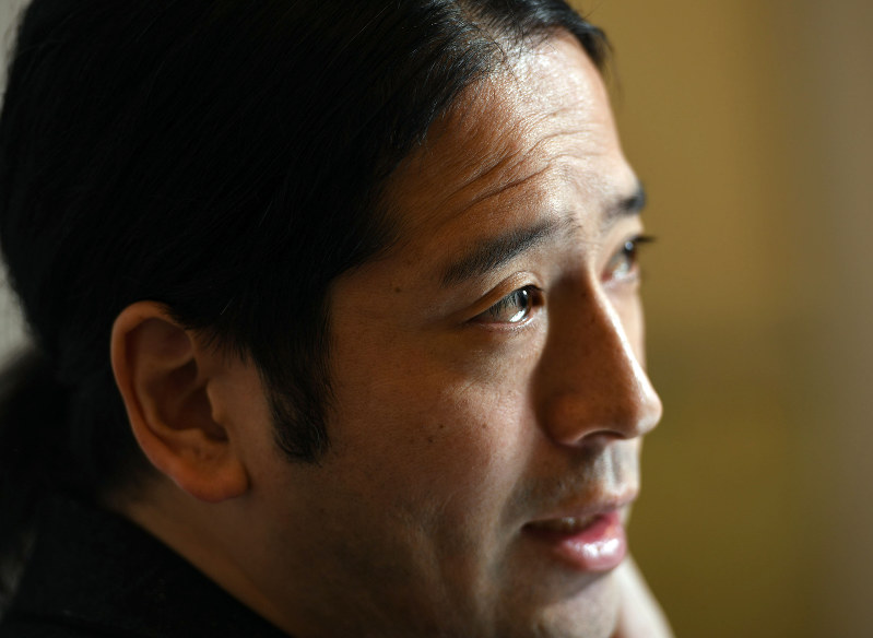 又吉直樹さん=藤井太郎撮影