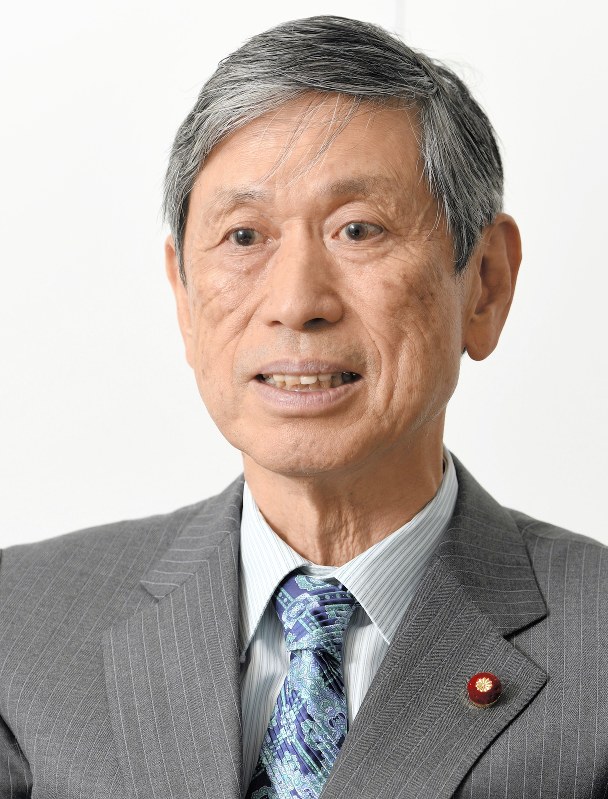 高村正彦さん=東京・永田町で2018年12月7日、内藤絵美撮影