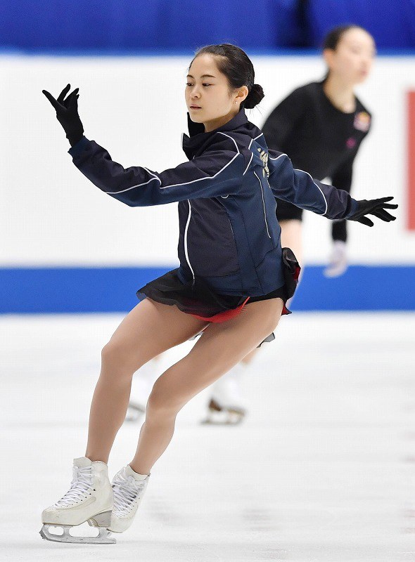 18歳坂本花織が初優勝 紀平2位、宮原3位 全日本フィギュア [写真