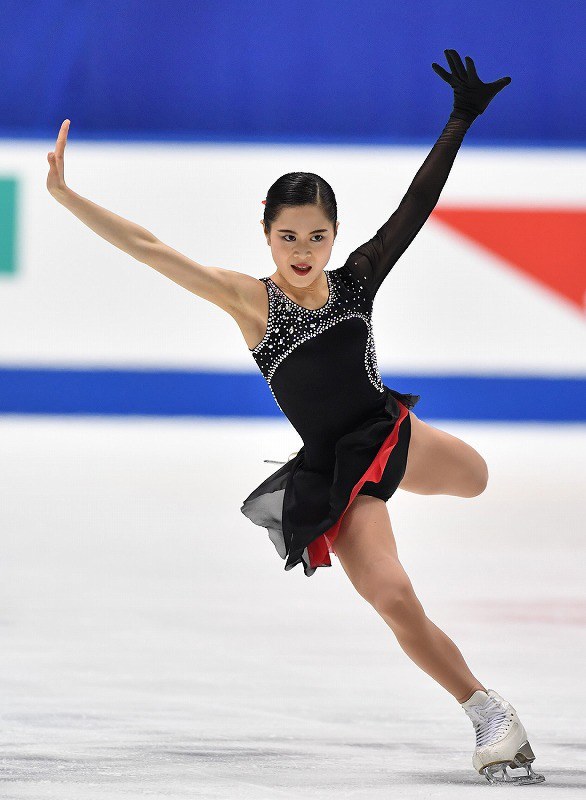 18歳坂本花織が初優勝 紀平2位、宮原3位 全日本フィギュア [写真