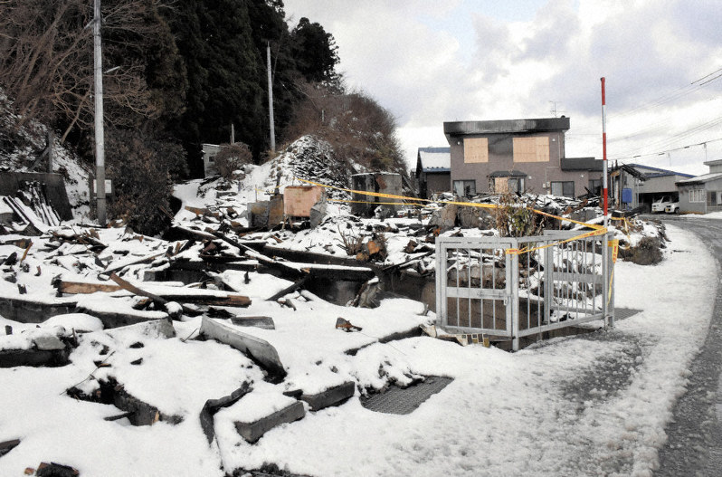 火元の男性どこに 焼け跡に姿なく 2週間以上も行方不明 青森 外ケ浜町 毎日新聞
