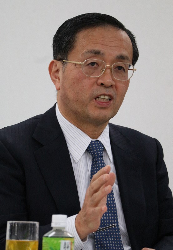 共同インタビューに応じるJR東海の金子慎社長=名古屋市中村区の同社本社で2018年12月21日、黒尾透撮影