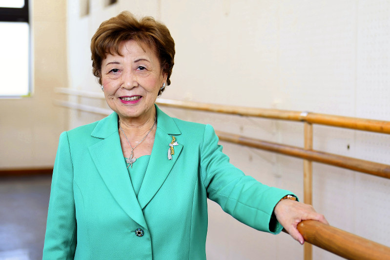 「いつか日本にも国立のバレエ学校を作ってほしいですね」=東京都中野区で、渡部直樹撮影