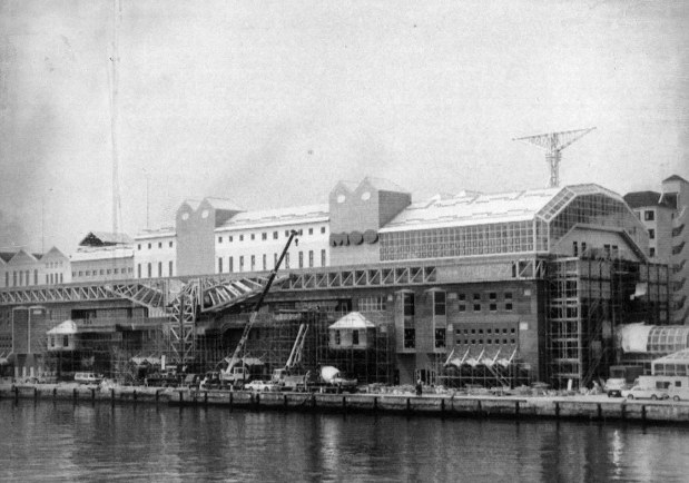 百貨店全滅にヨーカドーも閉店へ 釧路市に見る現実 良い物をより高く売る経営 中村智彦 毎日新聞 経済プレミア