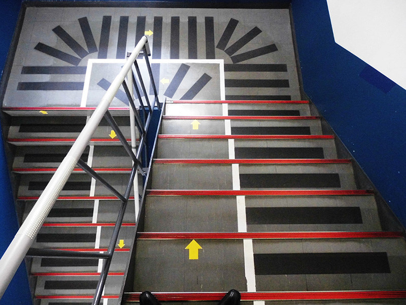 くらしナビ ライフスタイル ６０歳以上の労災事故が増加 転倒多発 危険箇所の確認を 毎日新聞