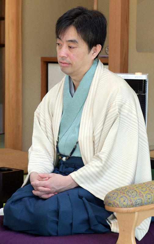 久保利明王将=静岡県掛川市の掛川城二の丸茶室で2019年1月13日午前9時5分、小林努撮影