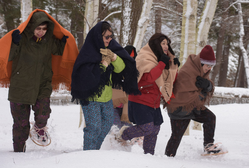 地吹雪体験ツアー、青森で始まる | 毎日新聞