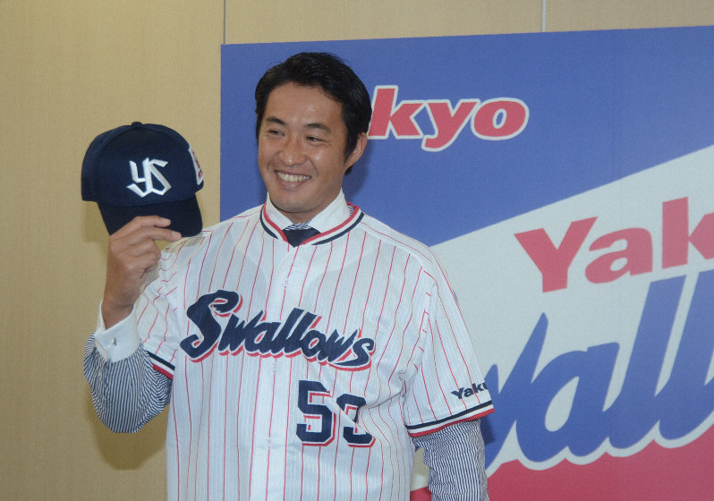 ヤクルトスワローズ 五十嵐亮太 ユニフォーム 村上 山田 青木 つば九郎 令和6年能登半島地震災害支援】五十嵐亮太氏2020年シーズン東京