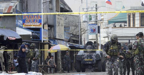 フィリピン ホロ島爆発テロ イスラム武装勢力 アブサヤフ 関与か 毎日新聞