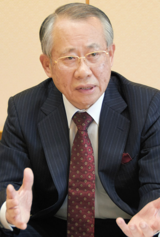 インタビューに応じるNHKの上田良一会長=東京都渋谷区で2019年1月25日、屋代尚則撮影