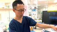 100日間の育休を取った徳島県立中央病院医師の松下健太さん＝本人提供