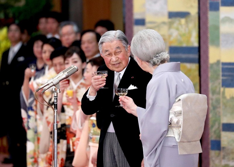 浅田真央さん、王貞治さんら招待 即位30年記念の宮中茶会 [写真特集25