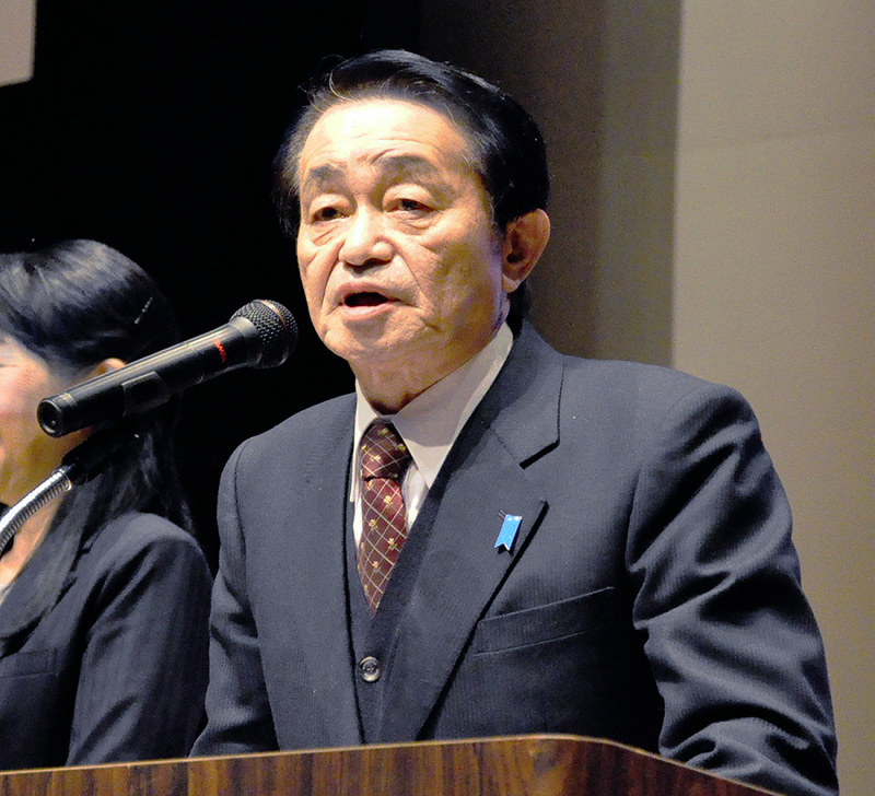 拉致問題について講演する地村保志さん=福井市下六条町の県生活学習館で、塚本恒撮影