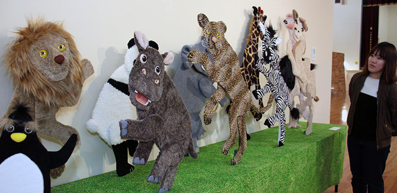 どうぶつ園展 動物テーマの公募アート作品 ７６点展示 養父 兵庫 毎日新聞