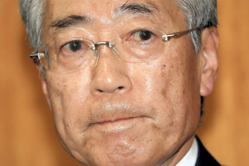 理事会後、記者の質問に思わず唇をかみしめる竹田恒和JOC会長=東京都渋谷区で2019年3月19日、梅村直承撮影