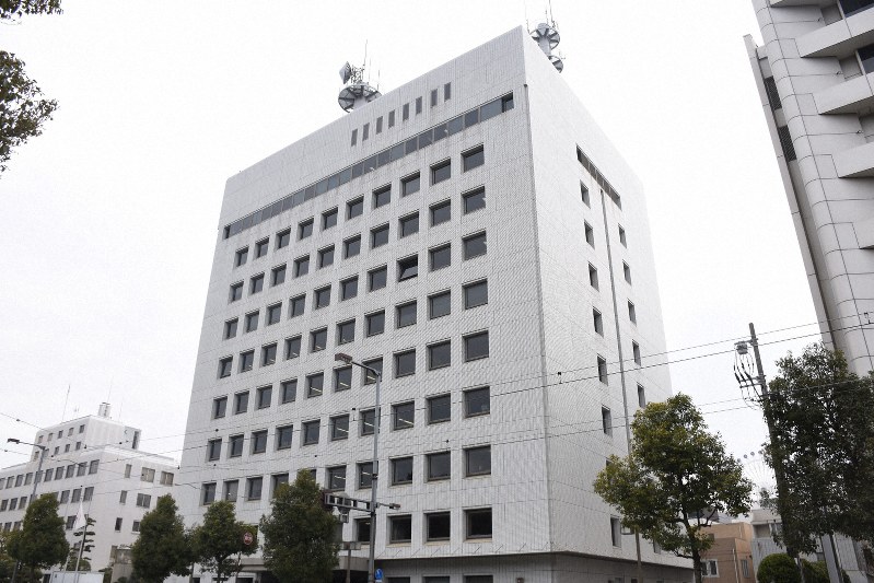 愛媛県警本部=松山市で、中川祐一撮影