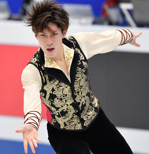 田中刑事「細かいミスあった」 得点伸びず 世界フィギュア | 毎日新聞