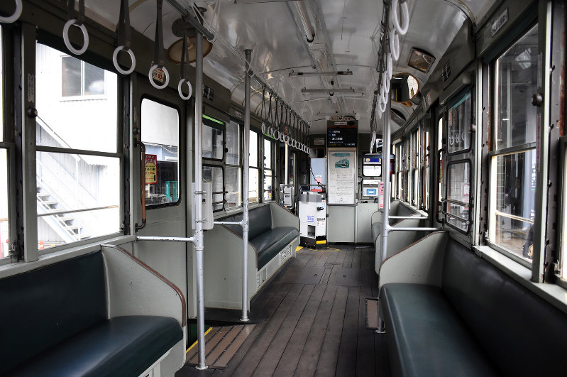 大正から昭和の路面電車3両「さよなら運行」 長崎電気軌道 [写真