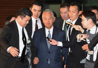 2016年1月、建設会社からの金銭授受問題で甘利明経済再生担当相が辞任＝藤井太郎撮影