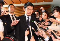 2017年4月、東日本大震災被害を「まだ東北で良かった」と発言し、被災者を傷つけたとして今村雅弘復興相が辞任＝川田雅浩撮影