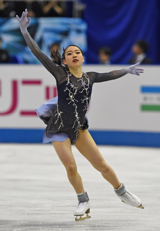 世界フィギュアスケート国別対抗戦2019（４/13)土曜日女子フリー　アリーナ東B23列60番台２枚セット フィギュアスケート ：女子フリー坂本3位、紀平は5位 日本は「銀