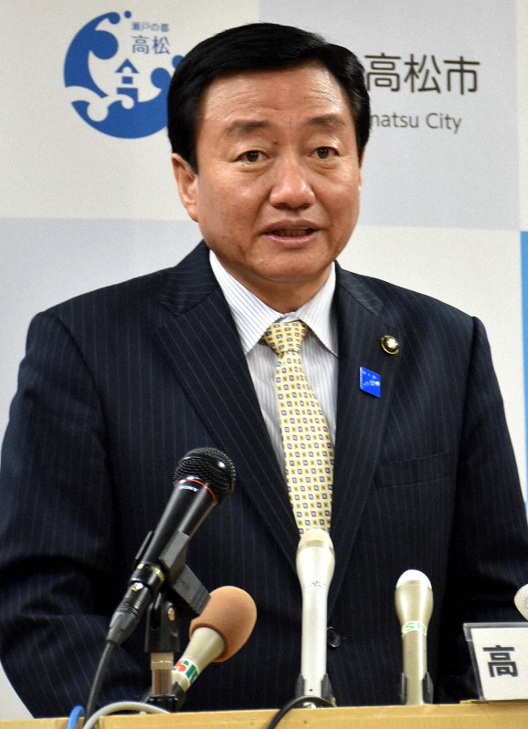 高松市長選 現職の大西秀人氏が無投票で4選 毎日新聞