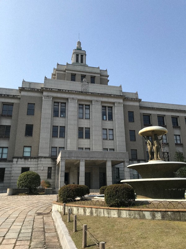 滋賀県庁=大津市で2019年4月6日、石川貴教撮影