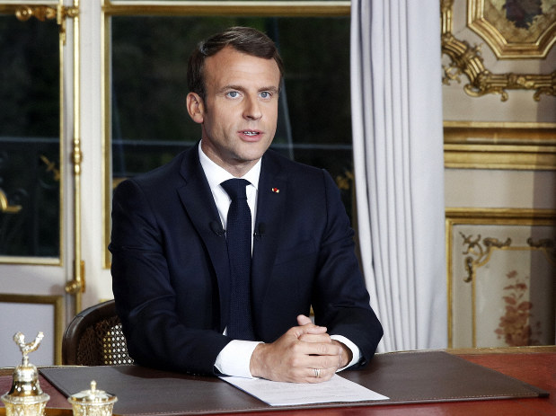 Macron Wants Fire Ravaged Notre Dame Rebuilt Within 5 Years The Mainichi