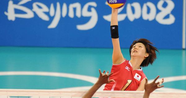 栗原恵さん 北京オリンピック着用ユニフォーム Yahoo!オークション - 激レア 全日本女子バレーユニフォーム