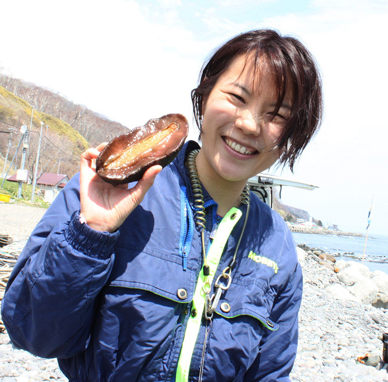 ヒザラガイ 磁鉄鉱の合成 貝からヒント 体内形成 歯舌 に着目 岡山大 根本助教ら研究 岡山 毎日新聞