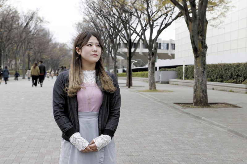 父に虐待を受けた経験から「『体罰禁止』について子ども自身が知る機会を」と訴える萩原みらいさん=東京都渋谷区で、横田愛撮影