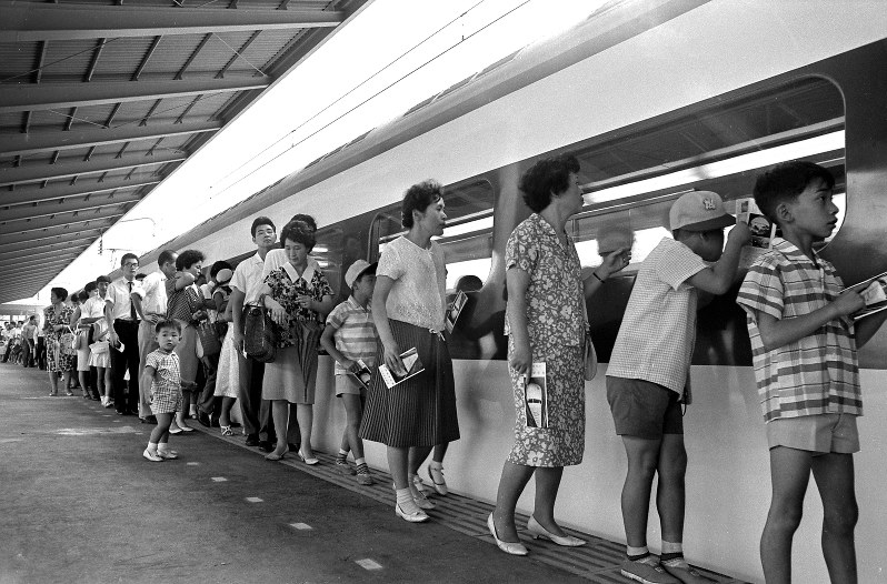 eye：五輪とその時代 1964年 東京 響くつち音、変わる暮らし