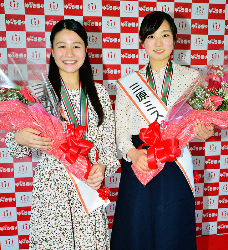 三原ミスやっさ 今年は地元在住の丸山さん 福田さん まちの魅力ｐｒ 広島 毎日新聞