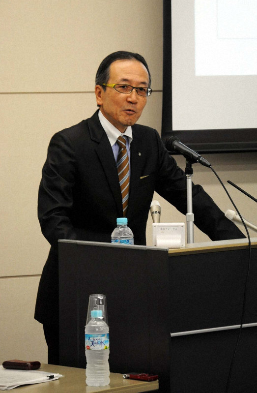 新経営陣に融和期待 決算会見でデサント常務 毎日新聞 新経営陣に融和期待 決算会見でデサント常務 毎日新聞