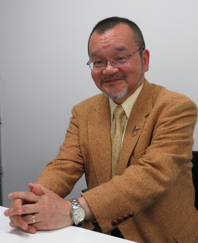 岸清一氏の思いを受け継ぐ孫の健二さん=東京都内で2019年5月15日午前9時36分、倉沢仁志撮影