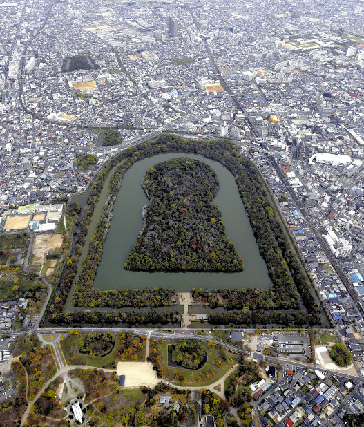 日本の古切手　美しい世界遺産 百舌鳥・古市古墳群　10枚 毎小ニュース：文化 百舌鳥・古市古墳群、世界遺産登録へ | 毎日新聞