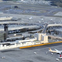 成田空港＝中村宰和撮影