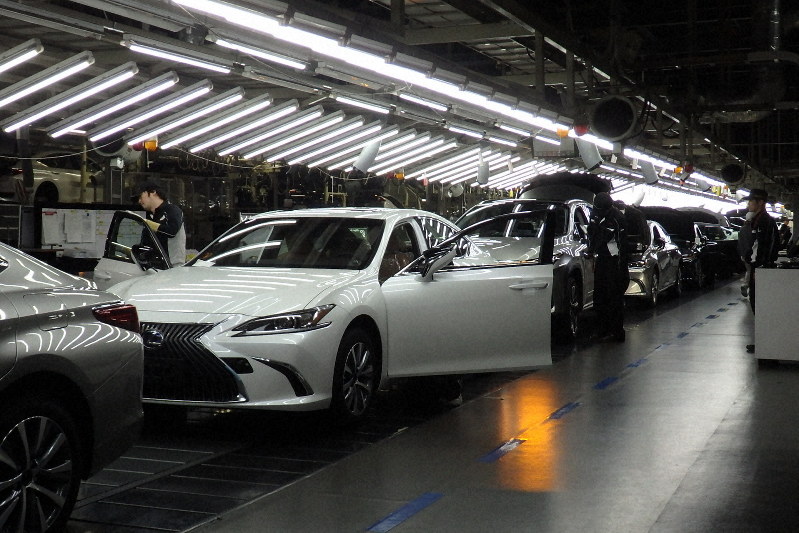 九州の年間自動車生産台数が過去最高 レクサスやＳＵＶが押し上げ 