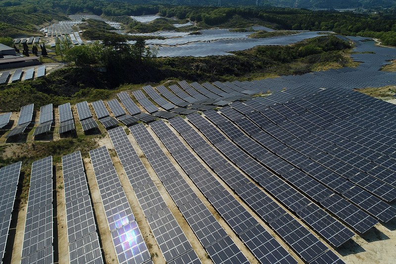 読む写真：Photo 福島を覆うパネル [写真特集9/7] | 毎日新聞