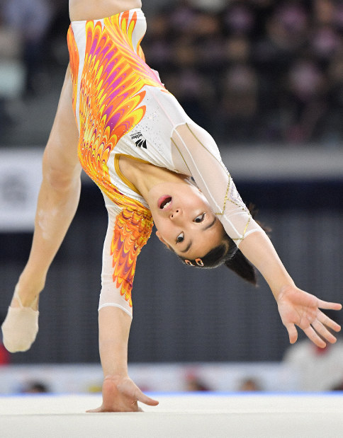 体操世界選手権代表に寺本、畠田瞳、杉原、梶田 NHK杯女子 | 毎日新聞
