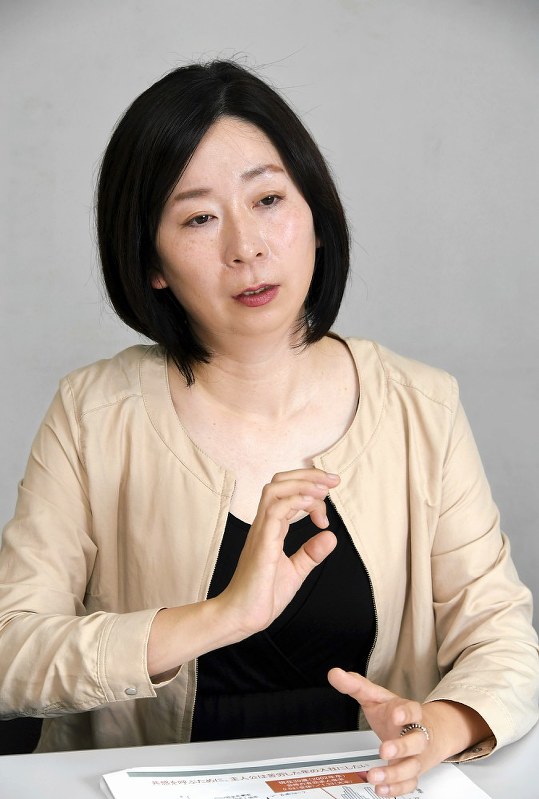 朱野帰子さん=根岸基弘撮影
