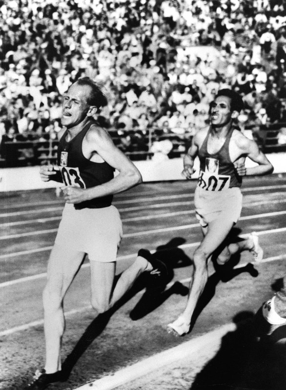 Images of 1956年メルボルンオリンピックのチェコスロバキア選手団 JapaneseClass.jp