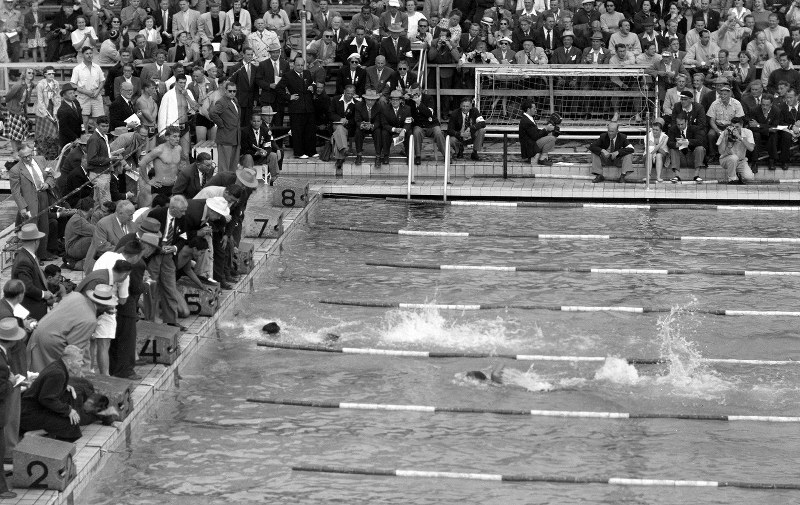 1952年ヘルシンキオリンピックの競泳競技 Swimming at the 1952 Summer Olympics