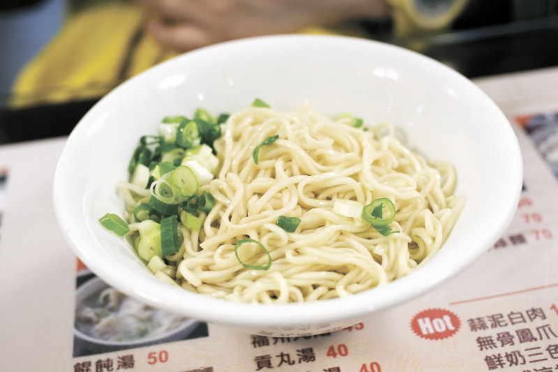 宜品福州乾拌麺の乾拌麺。至福の一品で、心の底から衝撃を受けた=山田祐一郎さん提供