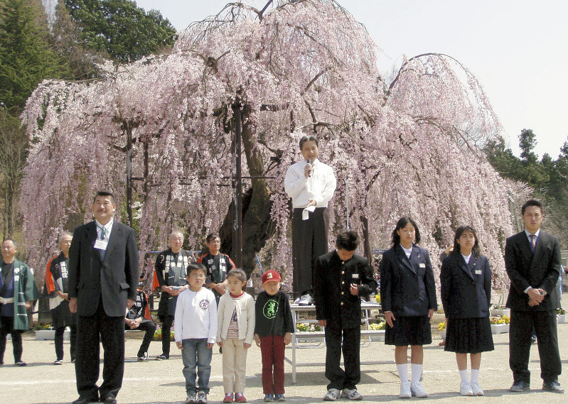 映画「奇跡の小学校の物語」：廃校の危機乗り越えた記録 | 毎日新聞