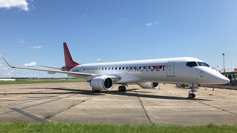 スペースジェットのカラーリングでパリ航空ショーに参加した「M90」(三菱航空機提供)