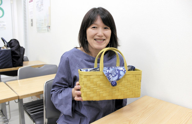 社告:毎日文化センター 手工芸 クラフトバンドで作るカゴバッグ 自分 ...