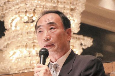 集会で発言する籠池泰典氏＝前橋市内で2019年6月30日午後3時10分、妹尾直道撮影